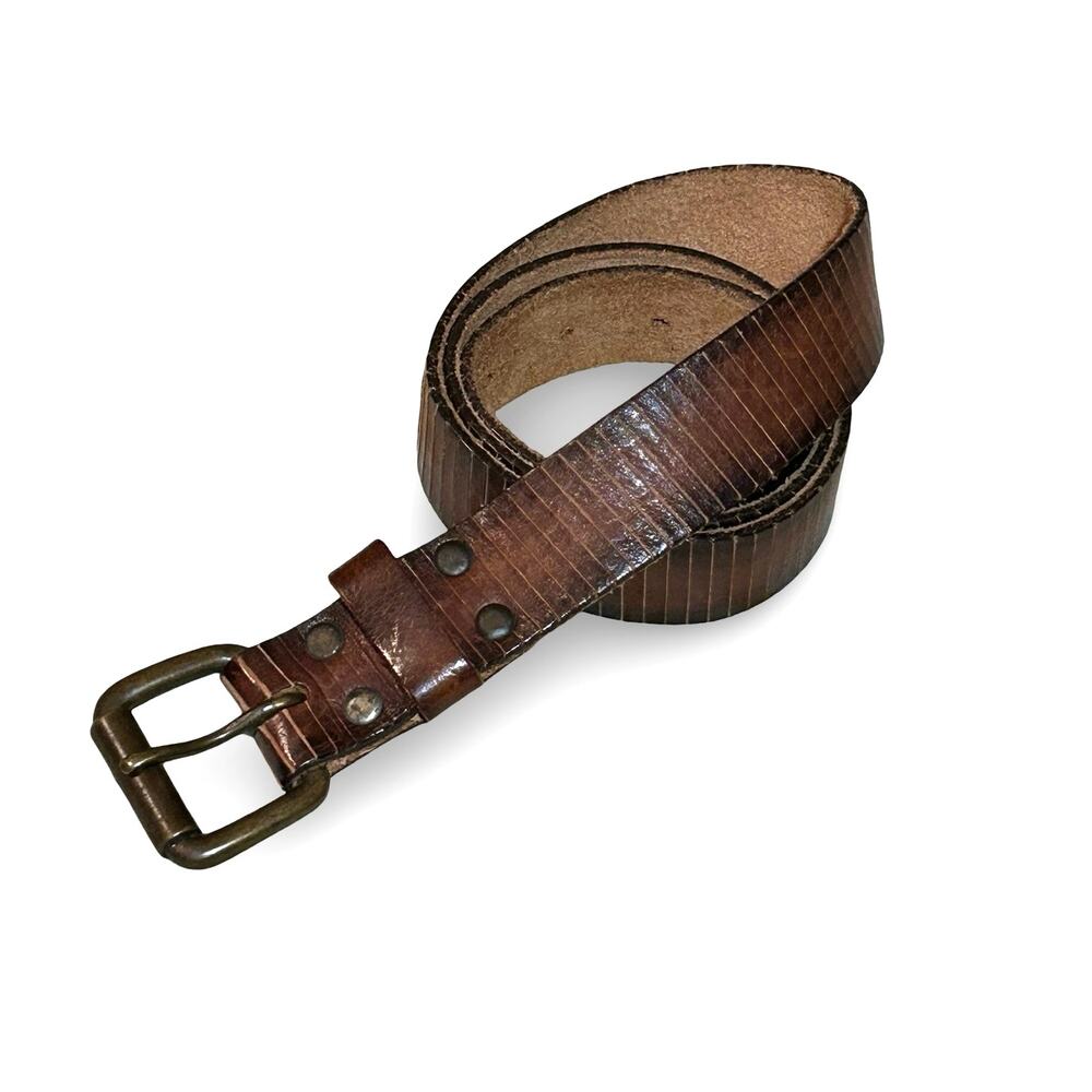 90s/00s Levi's Vintage Leather Belt Unisex Brown Ribbed 34